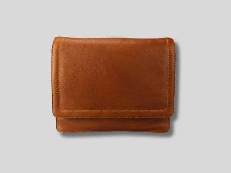 LIONE Handtas COGNAC LIONE Handtas COGNAC